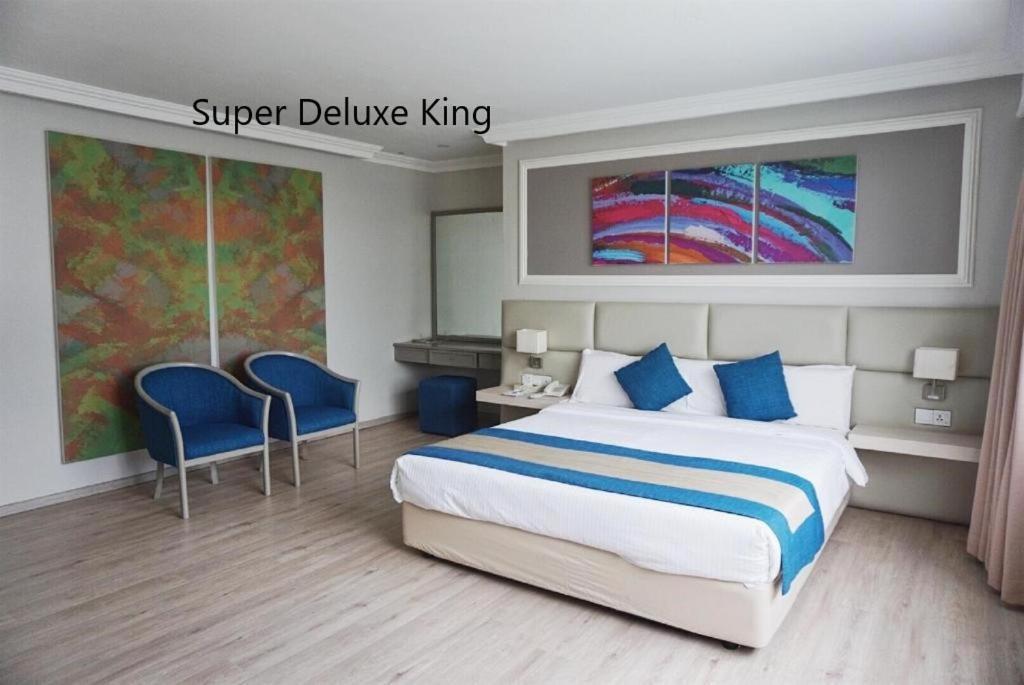 Kingwood Hotel Kuching Exterior photo